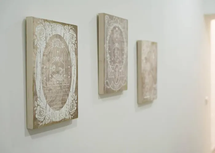 A Due Passi Da Toledo Napoli