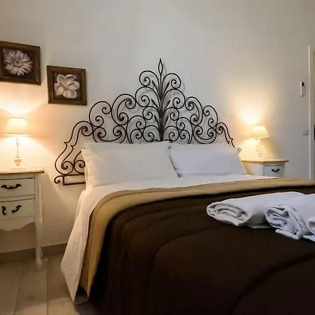 A Due Passi Da Toledo