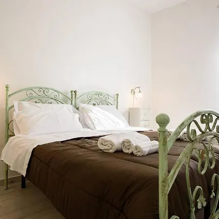 A Due Passi Da Toledo