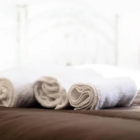 A Due Passi Da Toledo Apartman *