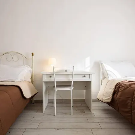 A Due Passi Da Toledo *