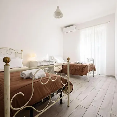 A Due Passi Da Toledo *