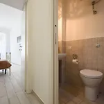A Due Passi Da Toledo Appartement *